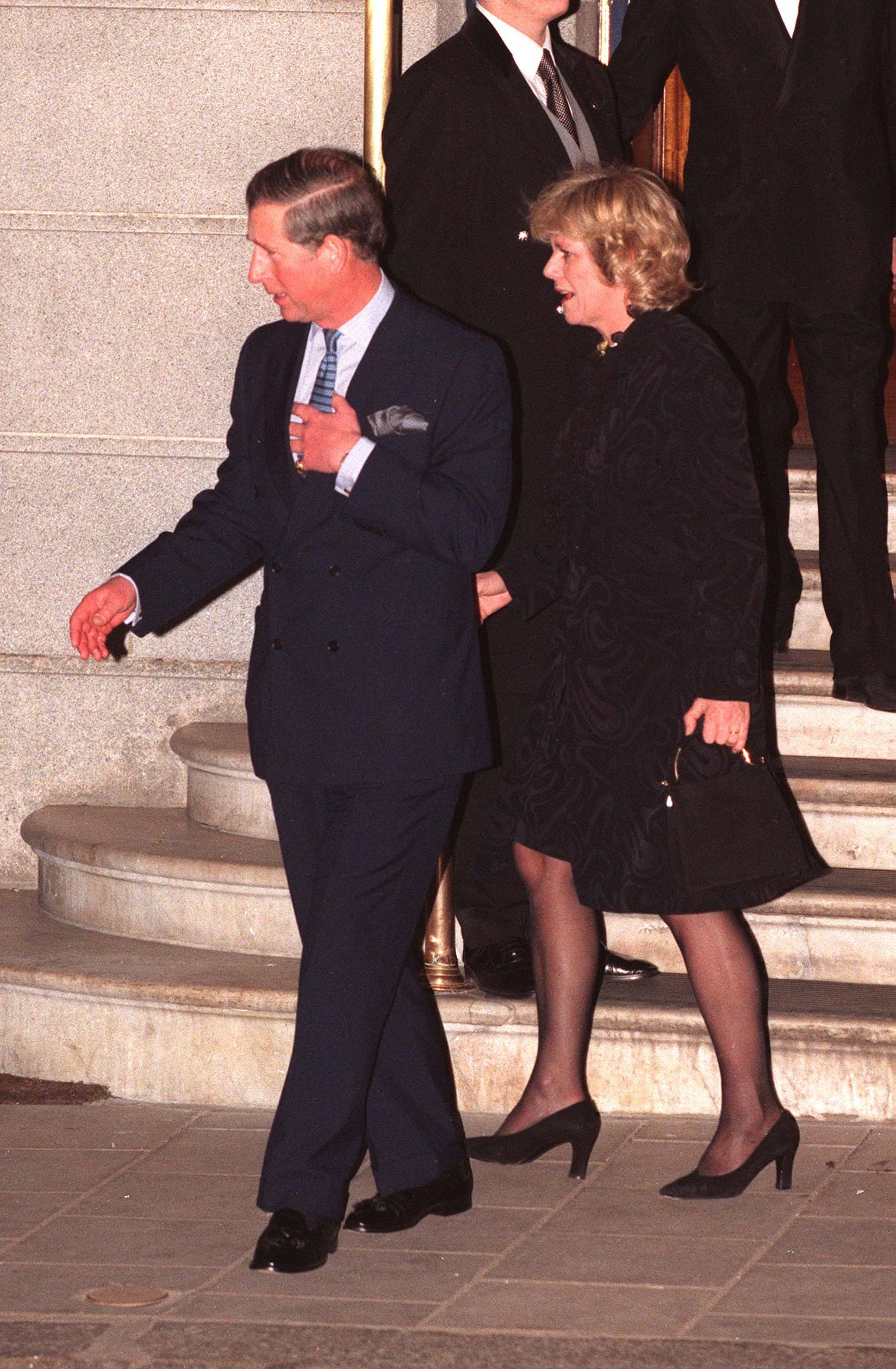 Prince Charles and Camilla Parker Bowles at the Ritz hotel on January 28, 1999 | Source: Getty Images