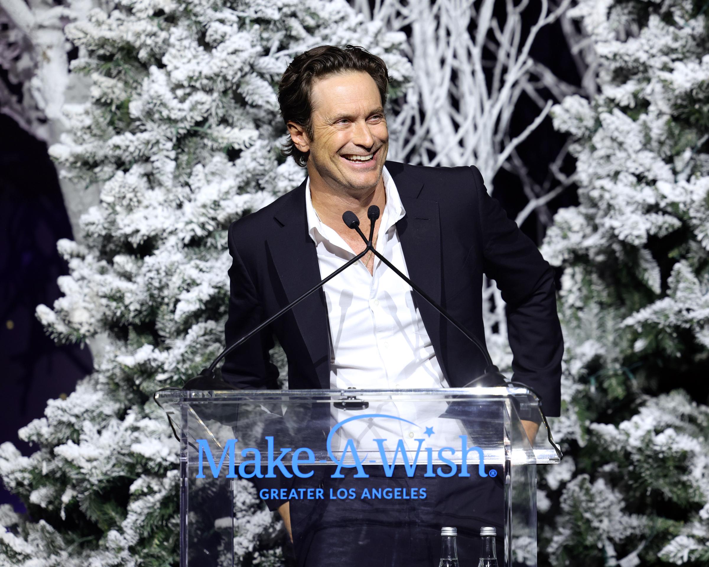 Oliver Hudson speaks onstage during Make-A-Wish Greater Los Angeles's Wish Gala at Fairmont Century Plaza on December 05, 2025
