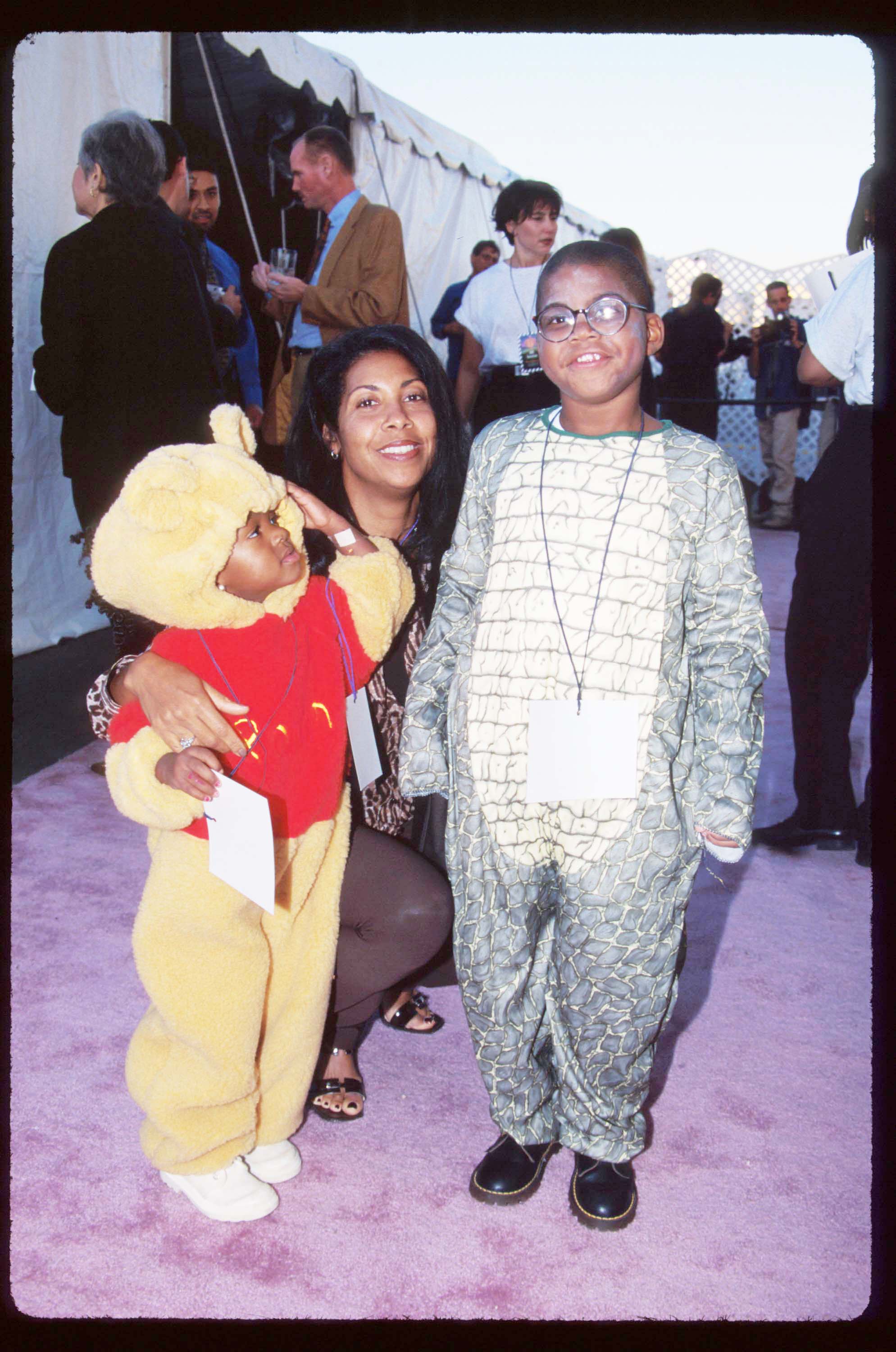 Cookie Johnson posing with daughter Elisa Johnson and son EJ Johnson on October 25, 1997 in Los Angeles, California. / Source: Getty Images