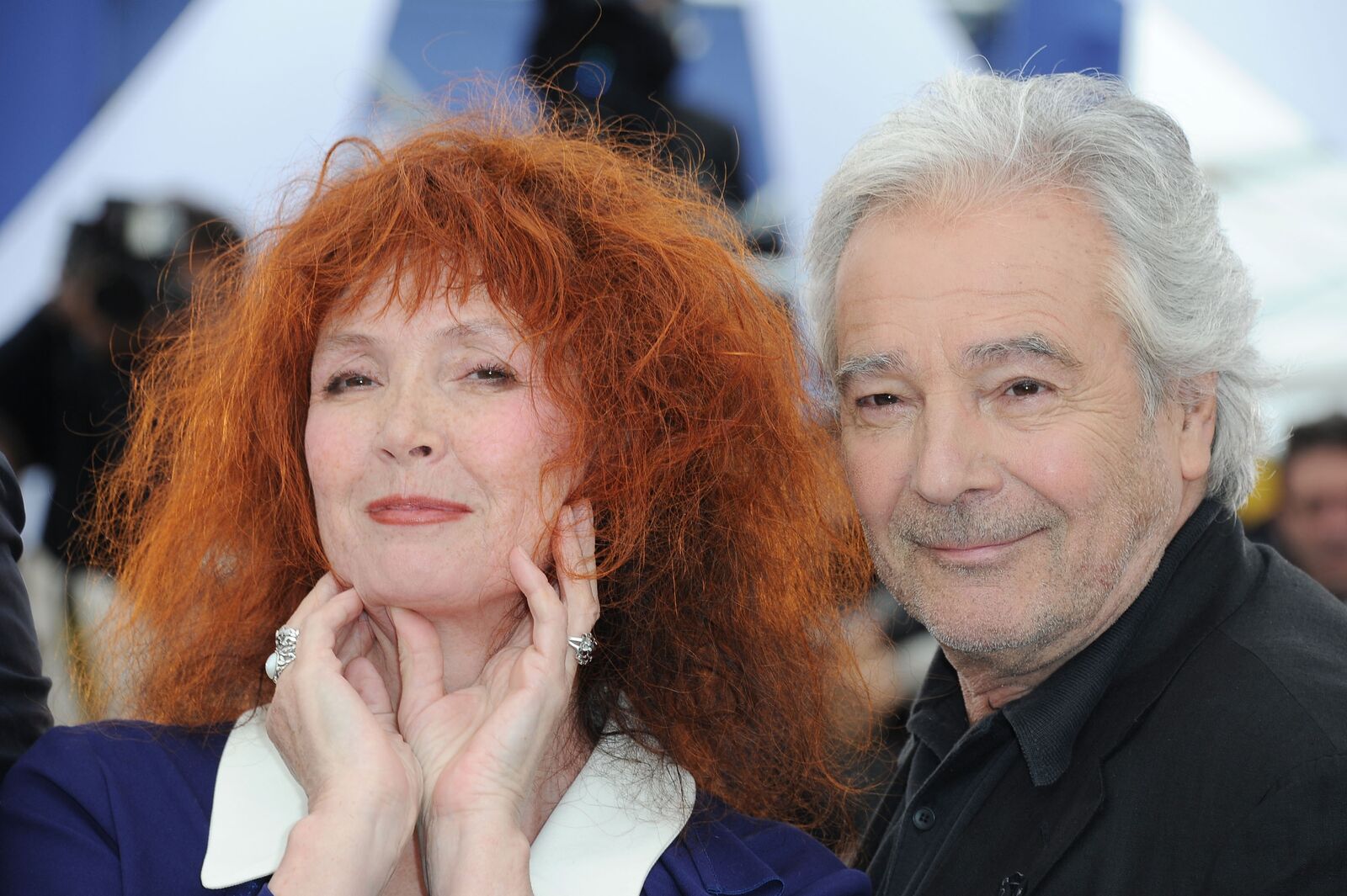 Sabine Azema et l'acteur Pierre Arditi posent à "Vous N'avez Encore Rien Vu" Photocall lors du 65ème Festival de Cannes au Palais des Festivals à Cannes, France. | Photo : Getty Images
