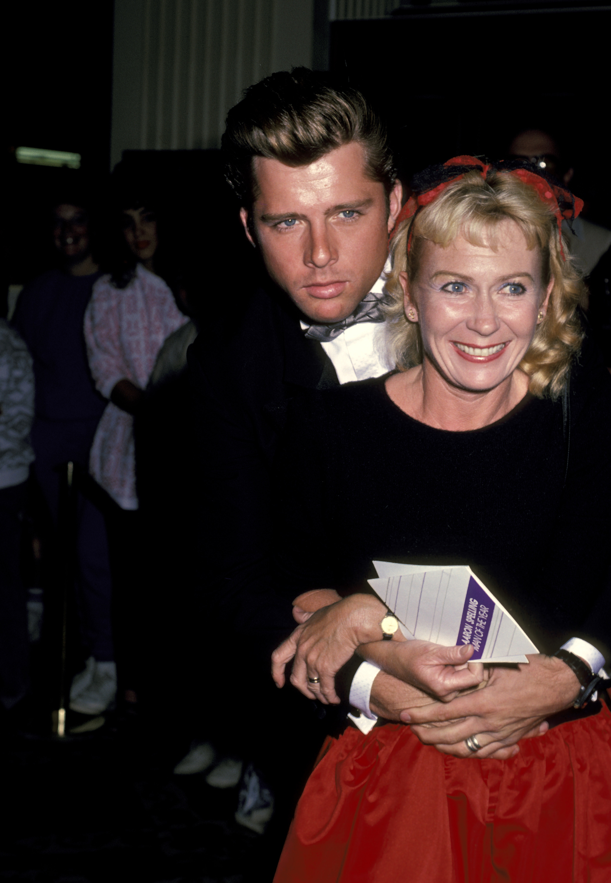 Maxwell Caulfield and Juliet Mills at a Gala Dinner Tribute to Aaron Spelling on October 20, 1985 | Source: Getty Images