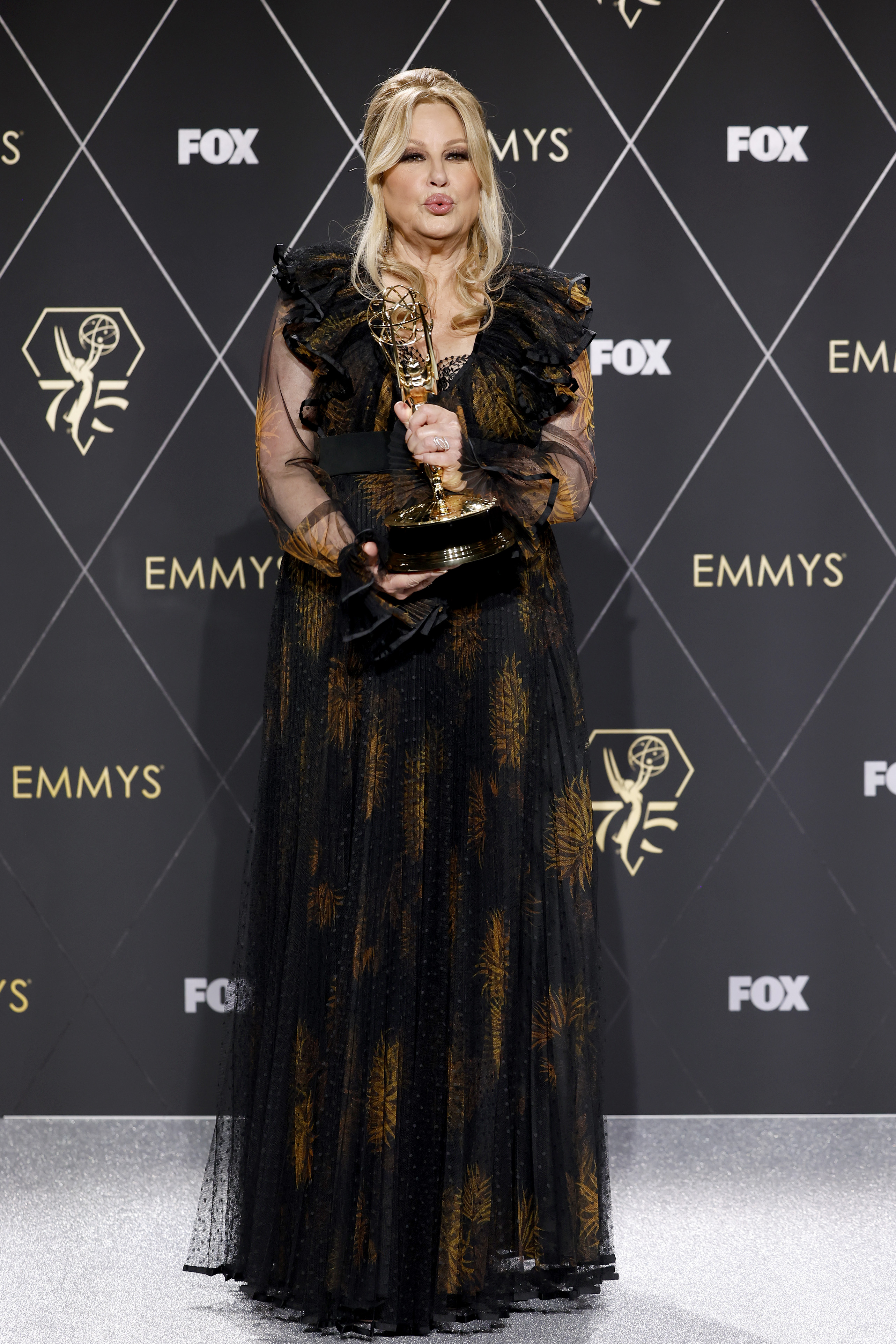 Jennifer Coolidge, winner of the Outstanding Supporting Actress in a Drama Series award for "The White Lotus," poses during the 75th Primetime Emmy Awards at Peacock Theater on January 15, 2024 in Los Angeles, California | Source: Getty Images