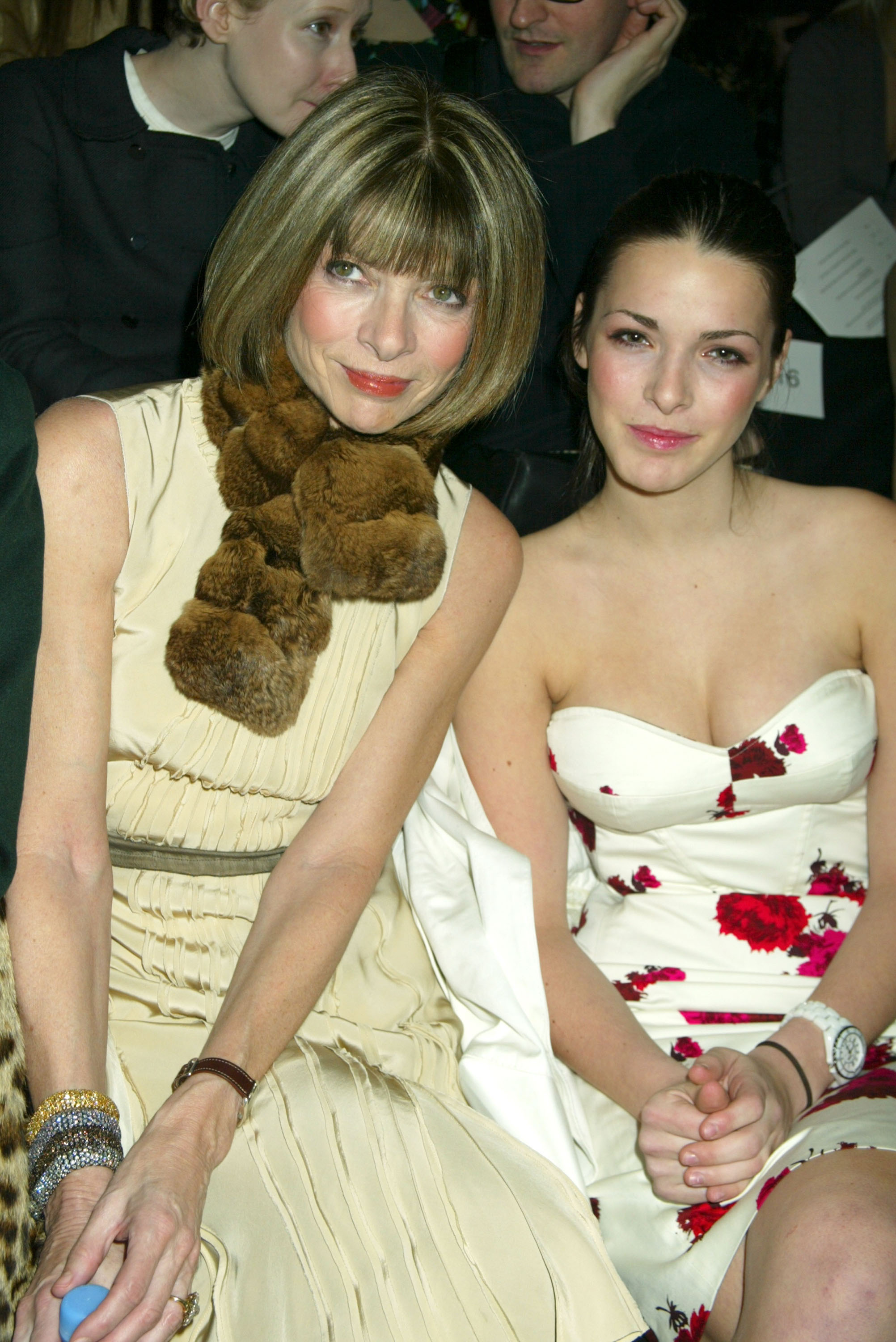 Anna Wintour and Bee Shaffer at the Olympus Fashion Week on February 10, 2004 | Source: Getty Images
