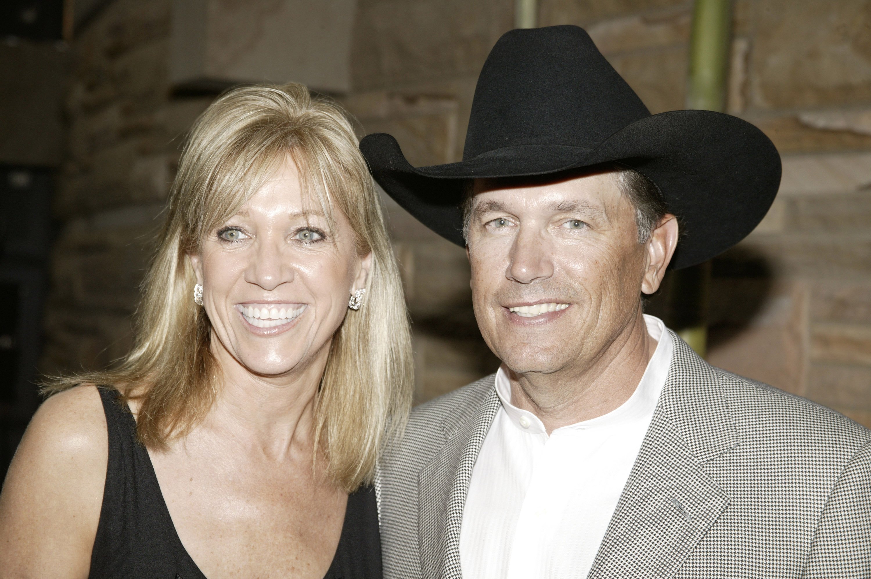 George Strait and Norma on the red carpet during the 2007 Country Music Hall of Fame Medallion Ceremony. | Source: Getty Images