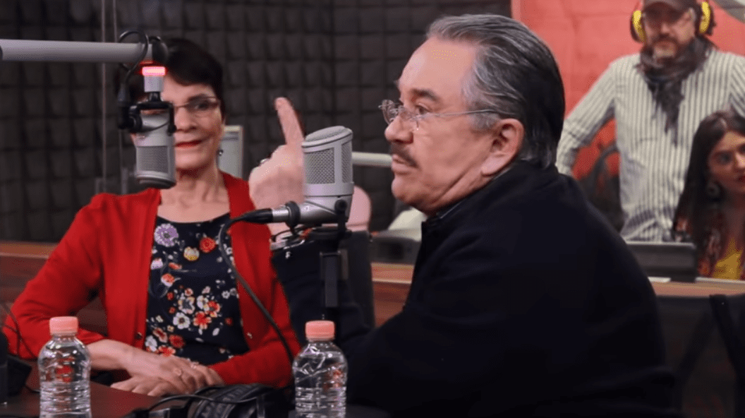 Pedro Sola hablando sobre la salida de Atala Sarmiento en el programa radiofónico de Yordi Rosado. | Fuente: YouTube /  Yordi Rosado