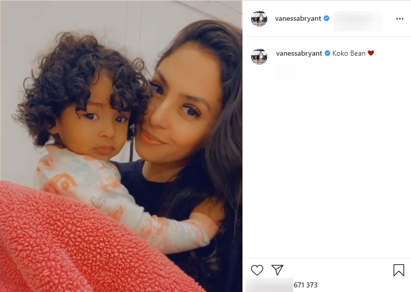 A picture of Vanessa Bryant and her daughter Capri sharing an intimate moment. | Photo: Instagram/Vanessabryant