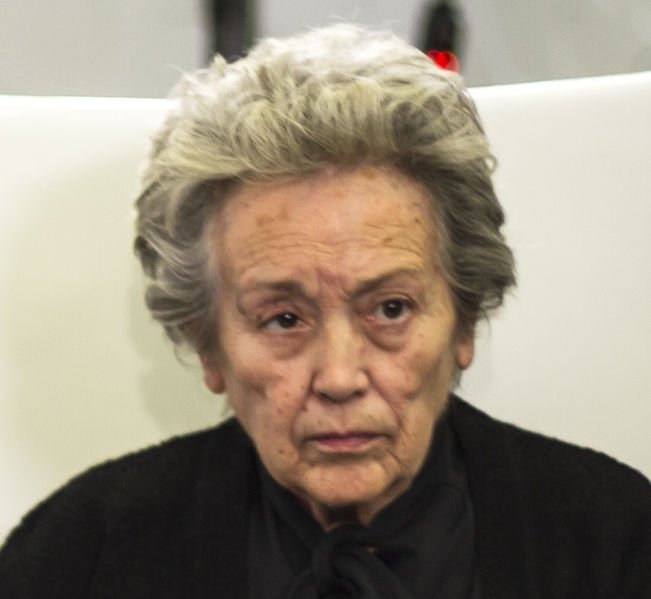Amparo Baró durante el rodaje del corto "Eutanas, SA". | Imagen: Wikipedia Amparo Baró durante el rodaje del corto "Eutanas, SA". | Imagen: Wikipedia