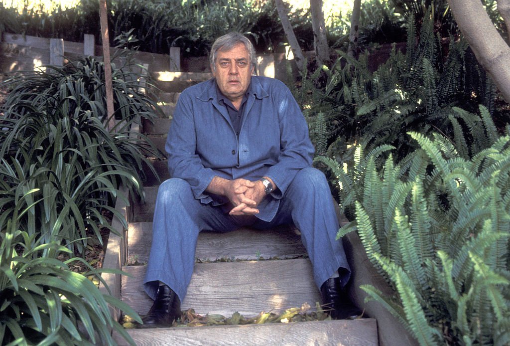 Raymond Burr poses for an exclusive photo session at his home in Hollywood, California on March 11, 1977 | Source: Getty Images