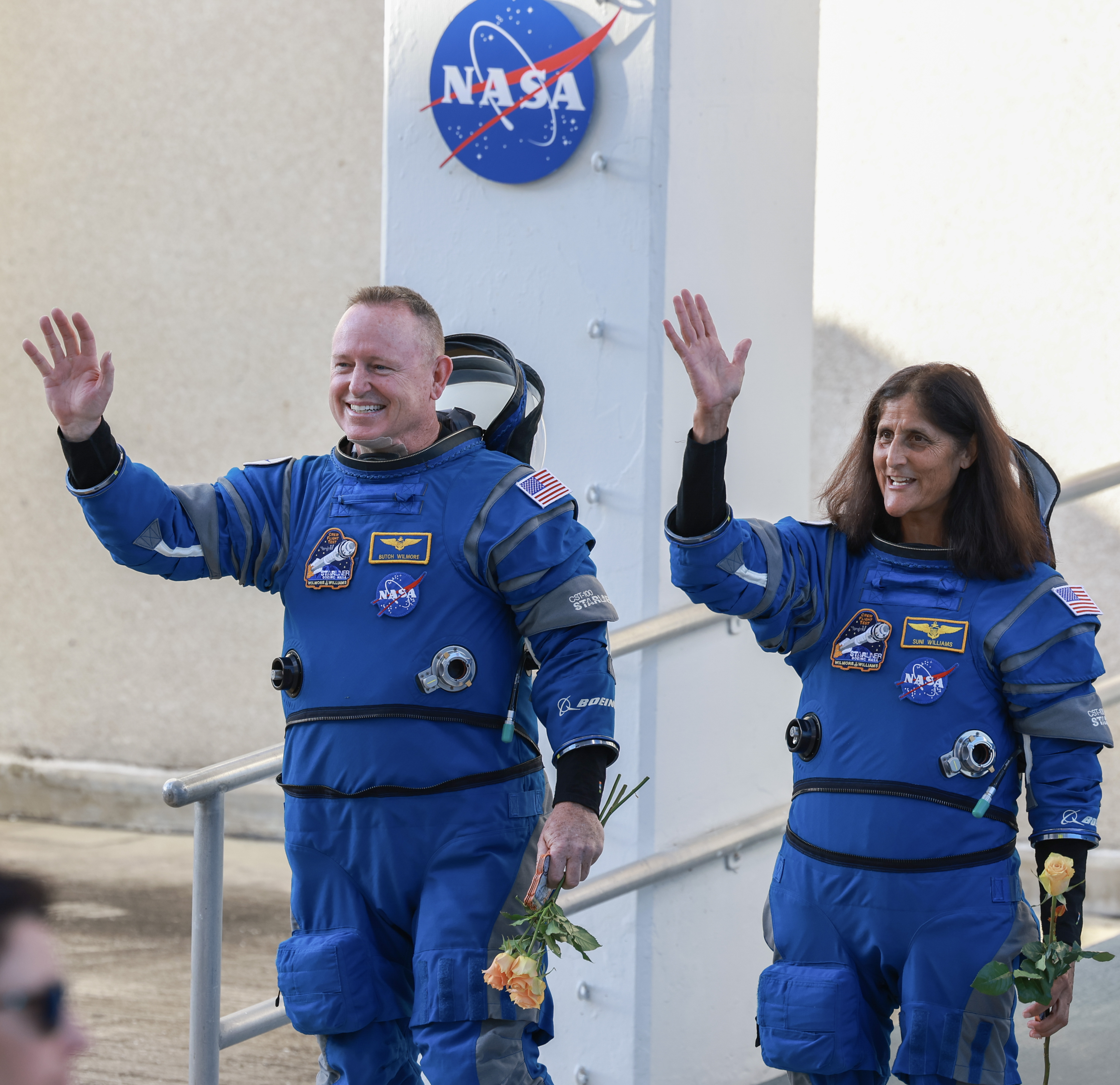 Barry Wilmore and Pilot Sunita Williams walking out of the Operations and Checkout Building on June 5, 2024, in Cape Canaveral, Florida. | Source: Getty Images