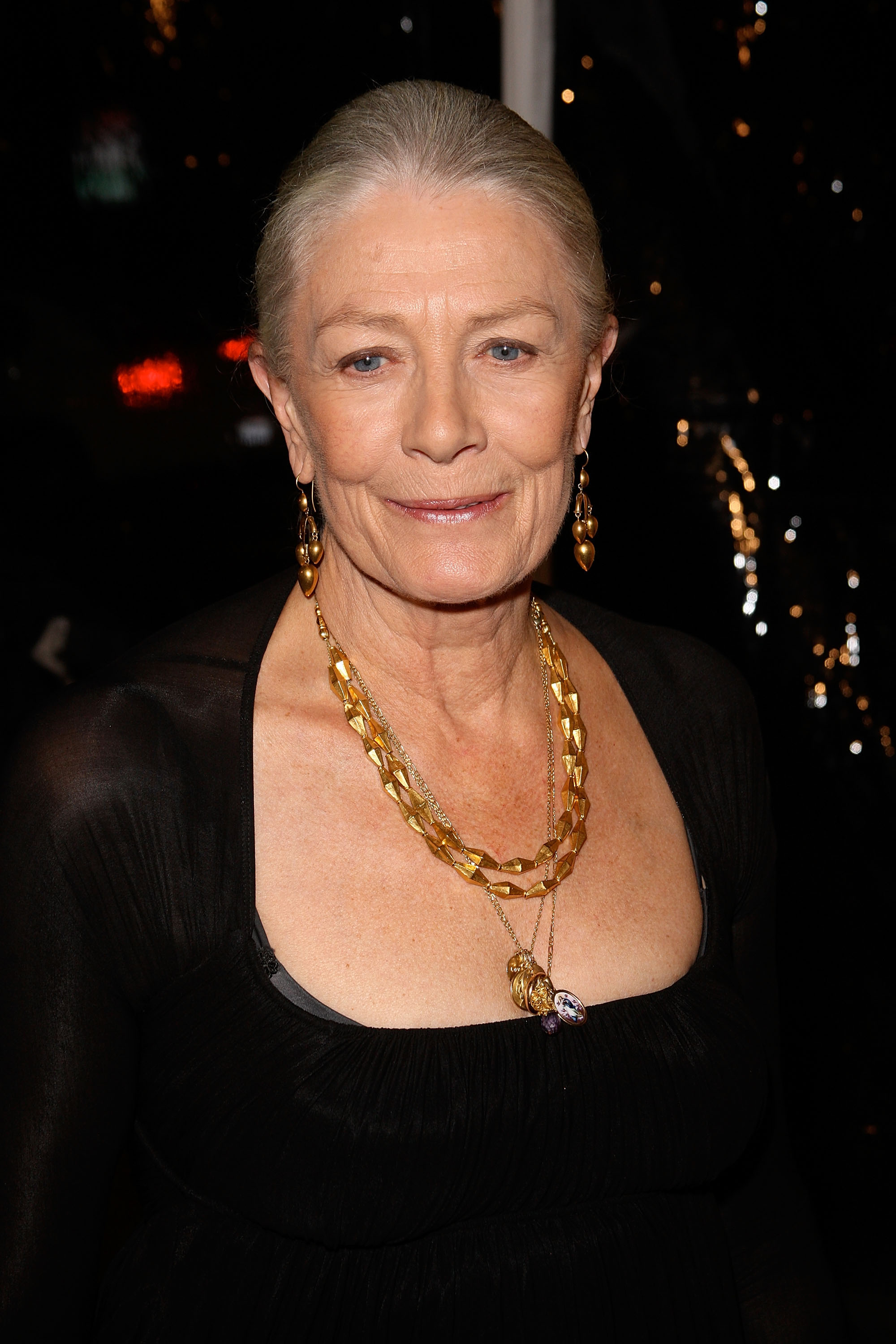 The actress arrives to the Focus Features "Atonement" Premiere at the Academy of Motion Pictures on December 6, 2007, in Los Angeles, California | Source: Getty Images