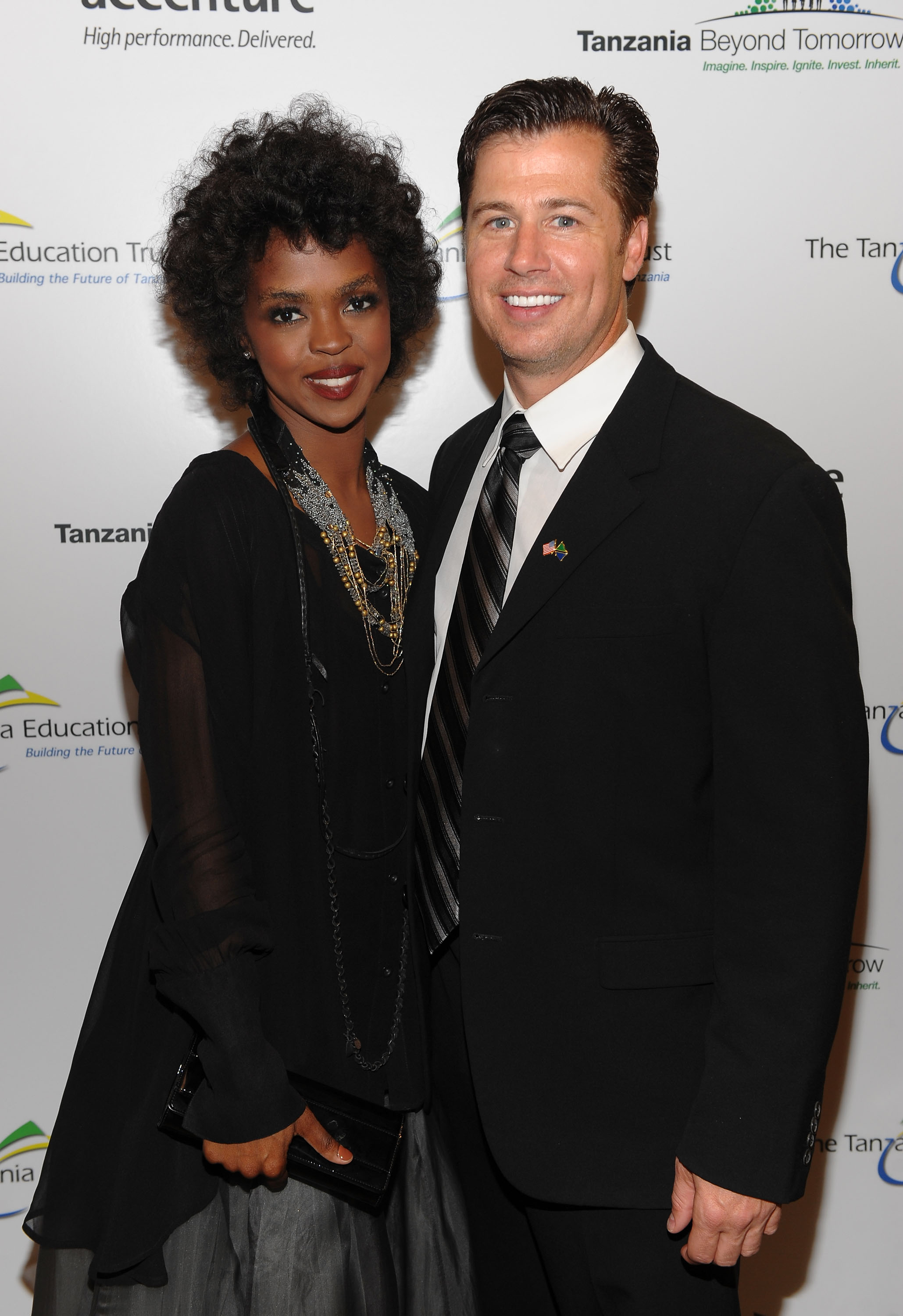 Lauryn Hill and Goodwill Ambassador Doug Pitt at the Tanzania Education Trust New York Gala on April 19, 2010, in New York. | Source: Getty Images