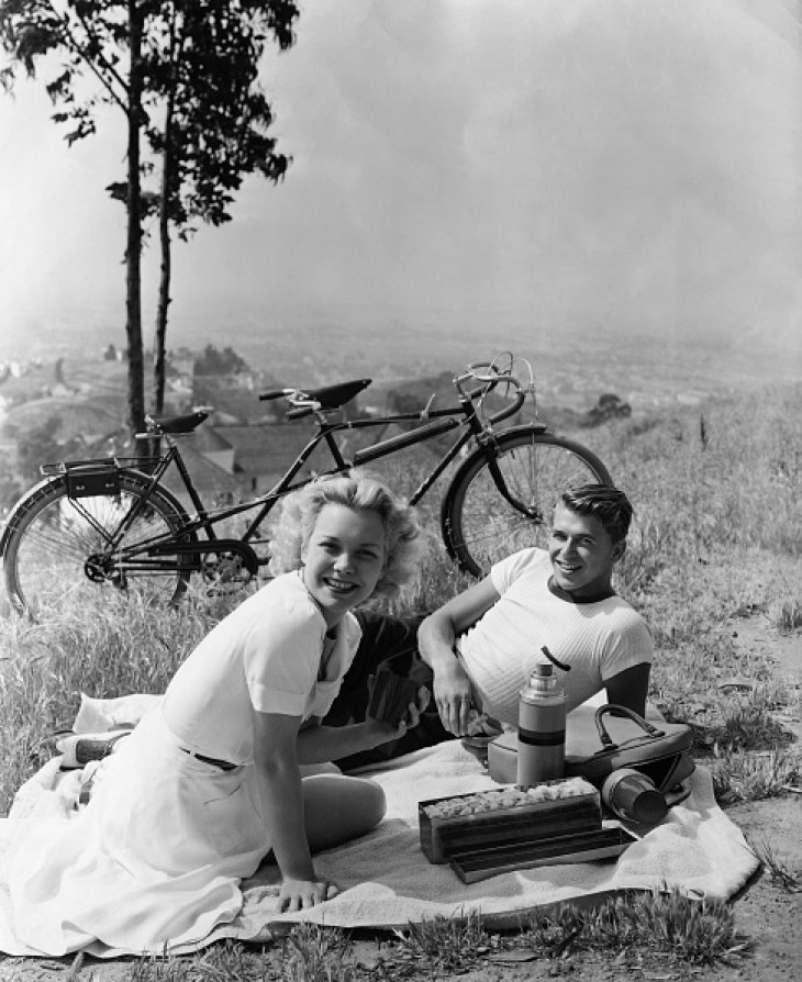 Ronald Reagan at a picnic | Getty Images