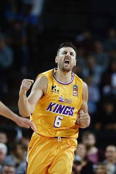 Andrew Bogut during the round three NBL match between the New Zealand Breakers and the Sydney Kings at Spark Arena on October 20, 2019 in Auckland, New Zealand. | Photo: Getty Images