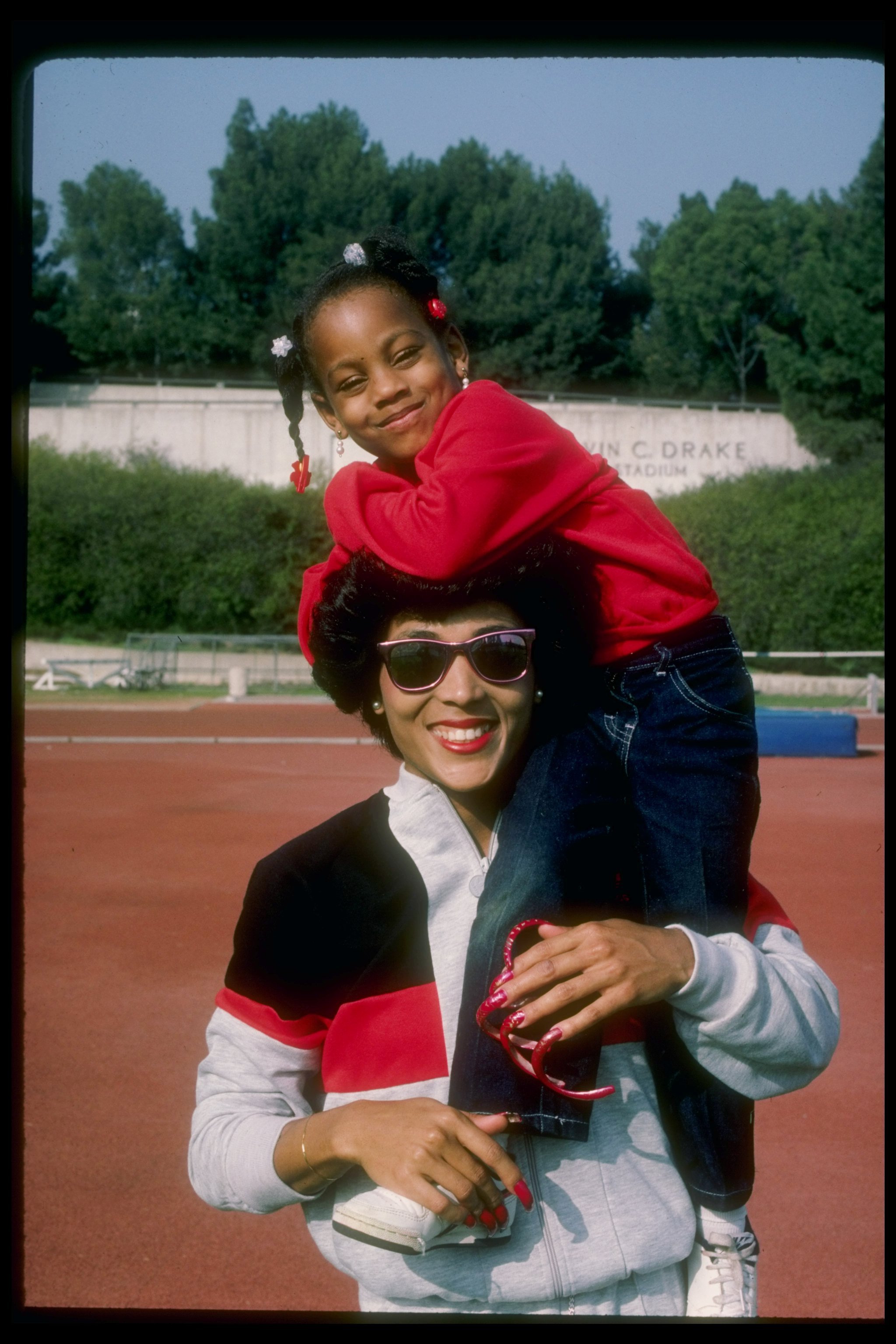 Athletes Florence Griffith-Joyner with her daughter Mary | Source: Getty Images