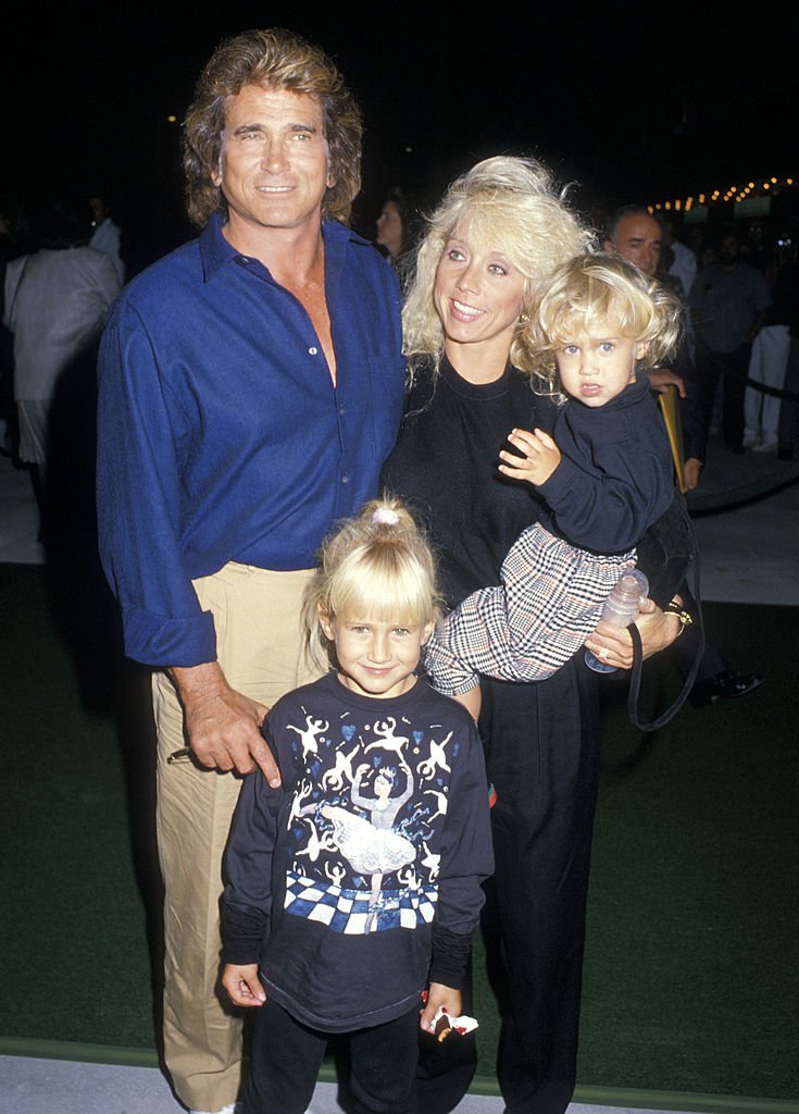 El actor Michael Landon, Cindy Landon, su hija Jennifer Landon y su hijo Sean Landon, el 19 de septiembre de 1988 en Universal City, California. I Foto: Getty Images.