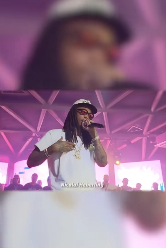 Wiz Khalifa explains to the crowd that he is not a dancer and asks the fan to keep his money. | Source: TikTok/tmz
