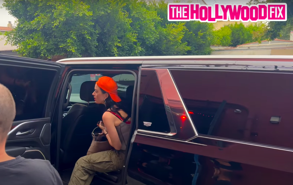 Katy Perry spotted in West Hollywood, California, posted on June 6, 2024 | Source: YouTube/The Hollywood Fix