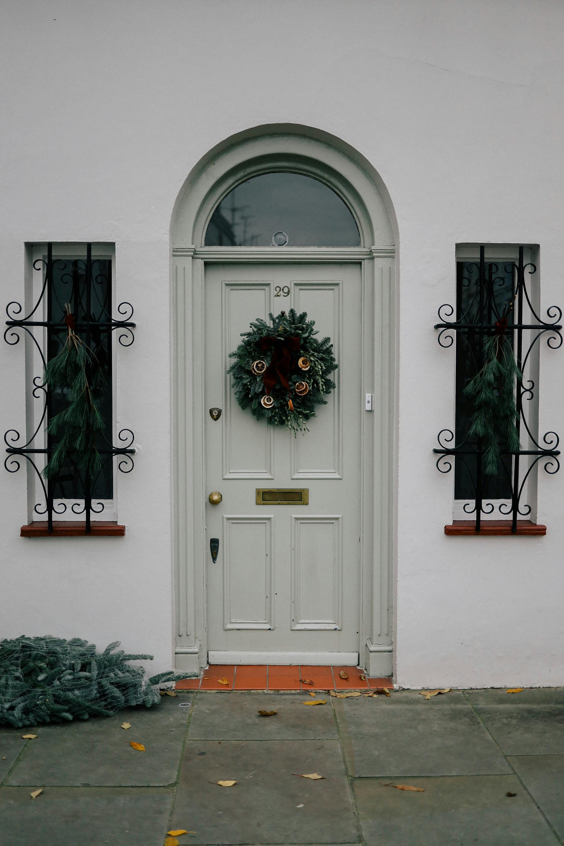 The front door of a house | Source: Pexels