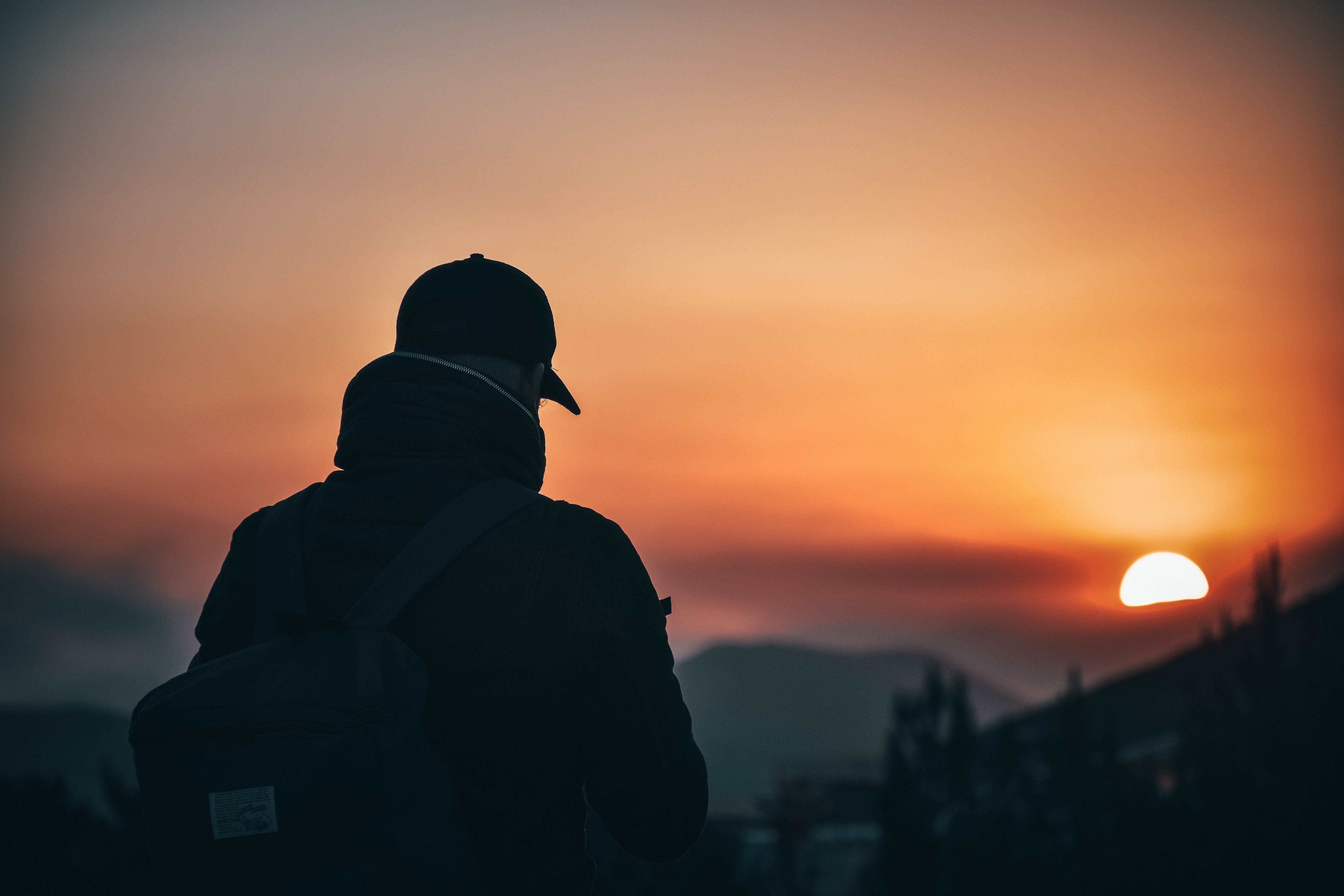 OP decided not to tell his grandmother about the letter's contents | Photo: Pexels