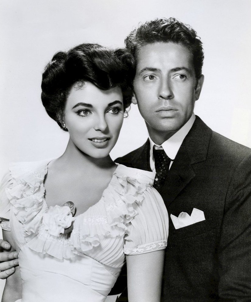 Joan Collins and Farley Granger from the film 'The Girl in the Red Velvet Swing,' 1956 | Photo: Wikimedia Commons Images
