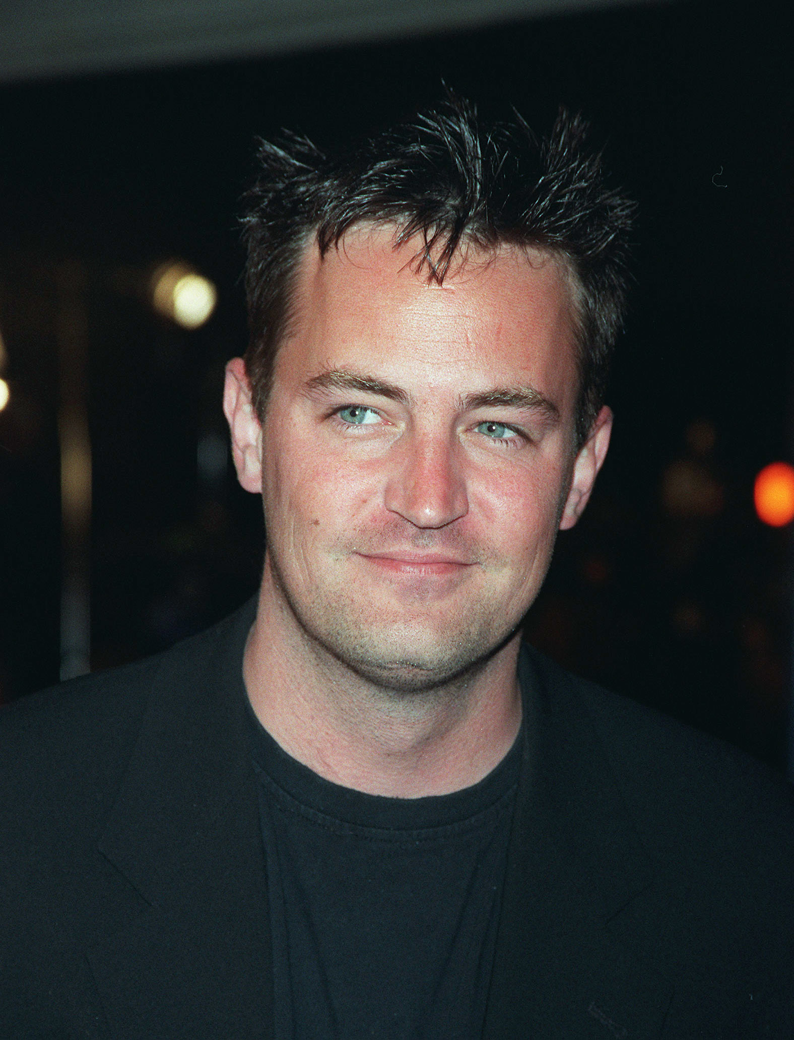 Publicity portrait of Matthew Perry, 1999 | Source: Getty Images