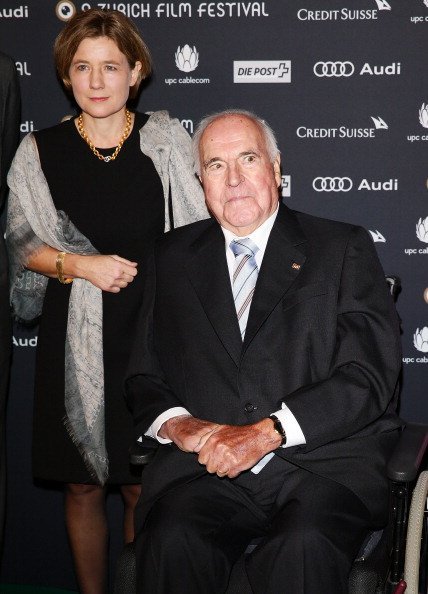 Heike Kohl-Richter, Helmut Kohl, Zürich Film Festival, 2013 | Quelle: Getty Images Heike Kohl-Richter, Helmut Kohl, Zürich Film Festival, 2013 | Quelle: Getty Images