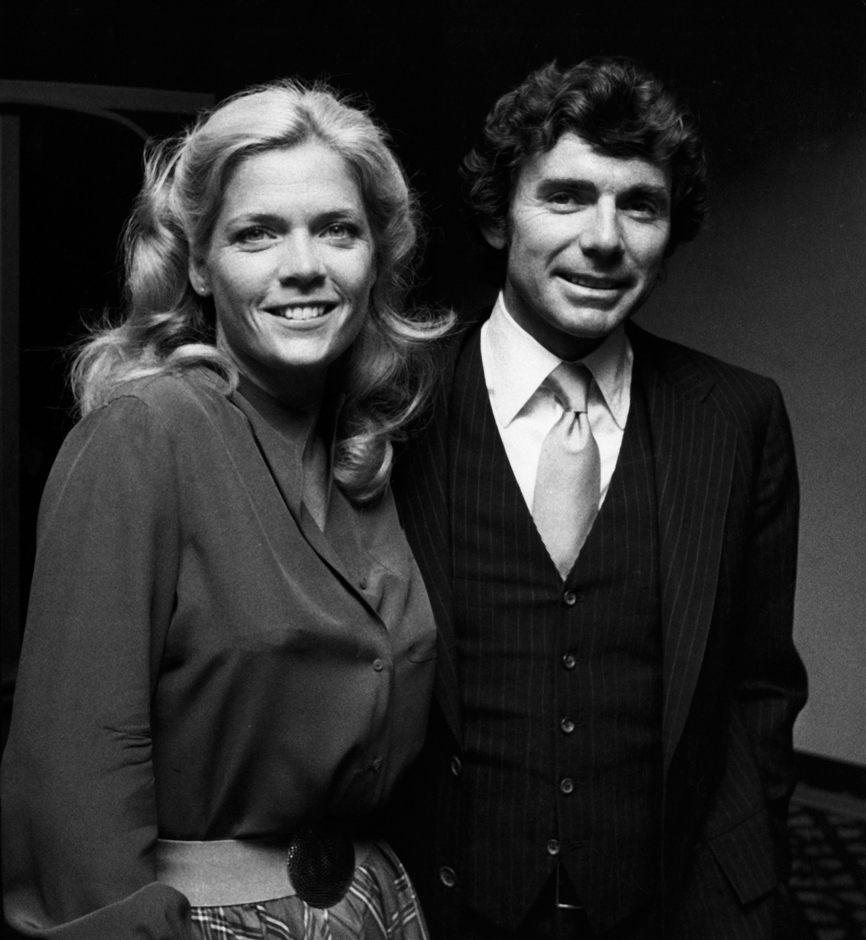 Meredith Baxter and David Birney at the National Drug Awareness Chaim Benefit Convention on April 26, 1982, in Century City, California | Source: Getty Images