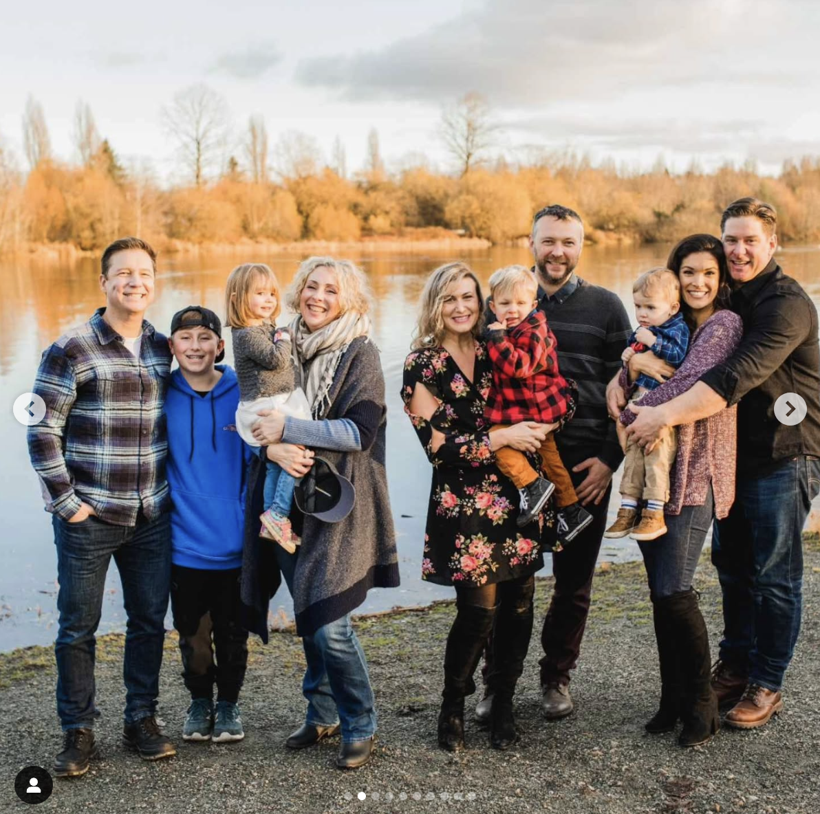 Jen Darbellay and Noah Johansen are seen with their children and a couple of family friends in a photo shared on April 30, 2025 | Source: Instagram/heather_dot_oh