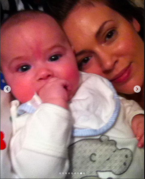 Milo Bugliari as a baby with his mom Alyssa Milano posted on September 29, 2023 | Source: Instagram/milano_alyssa