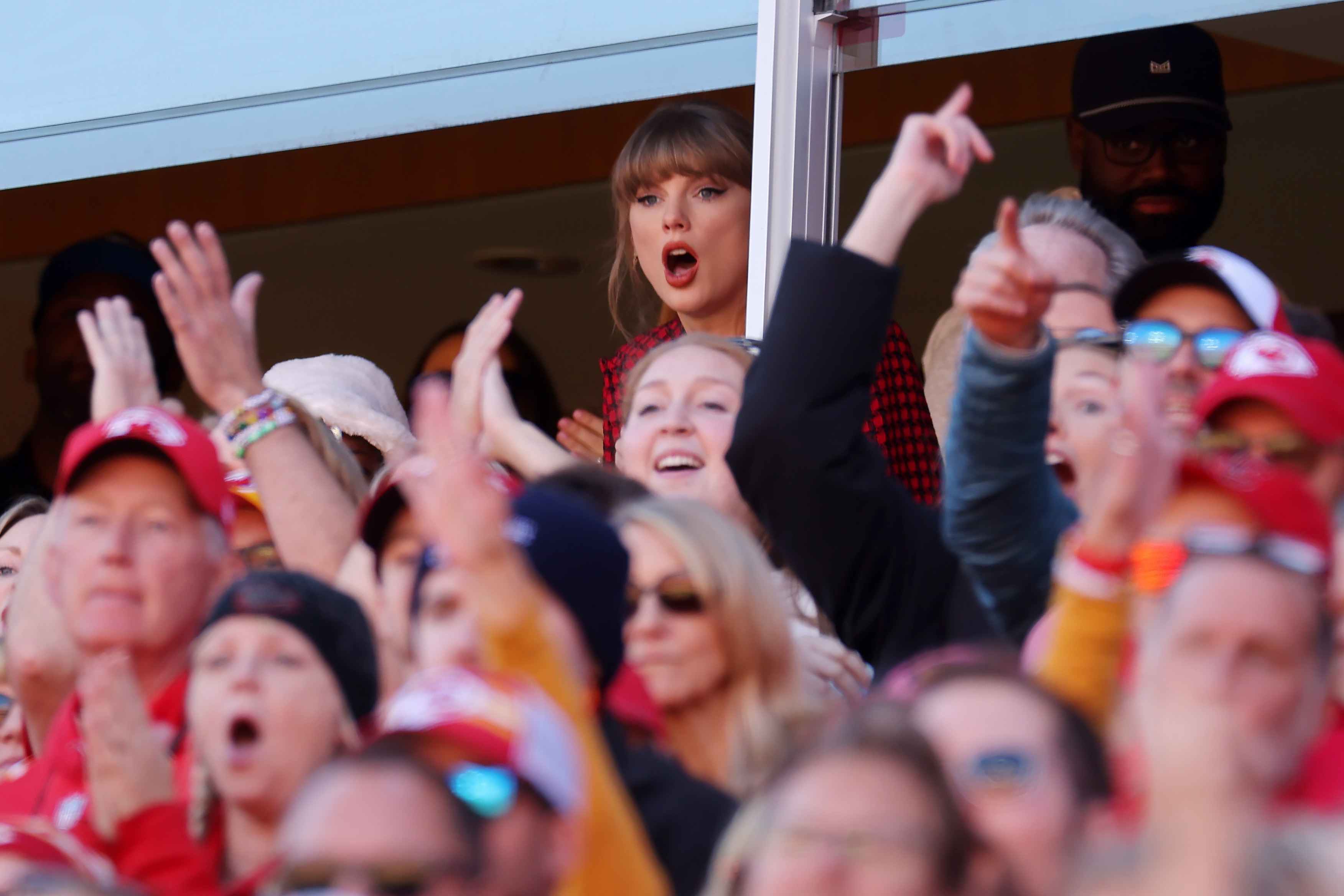 Taylor Swift reacting to the football game. | Source: Getty Images