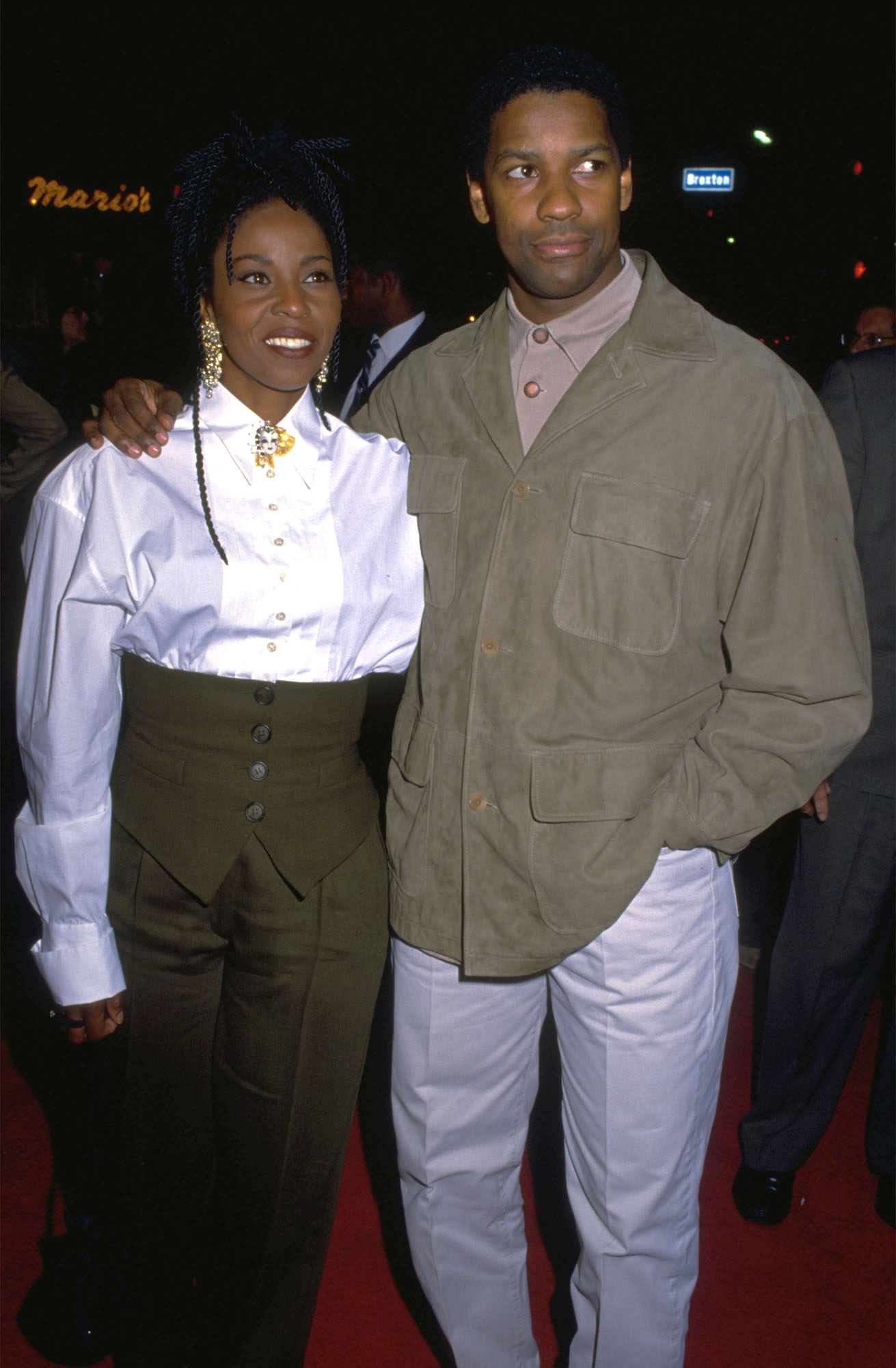 El actor Denzel Washington y su esposa Pauletta. Alrededor de 1999. | Foto: Getty Images