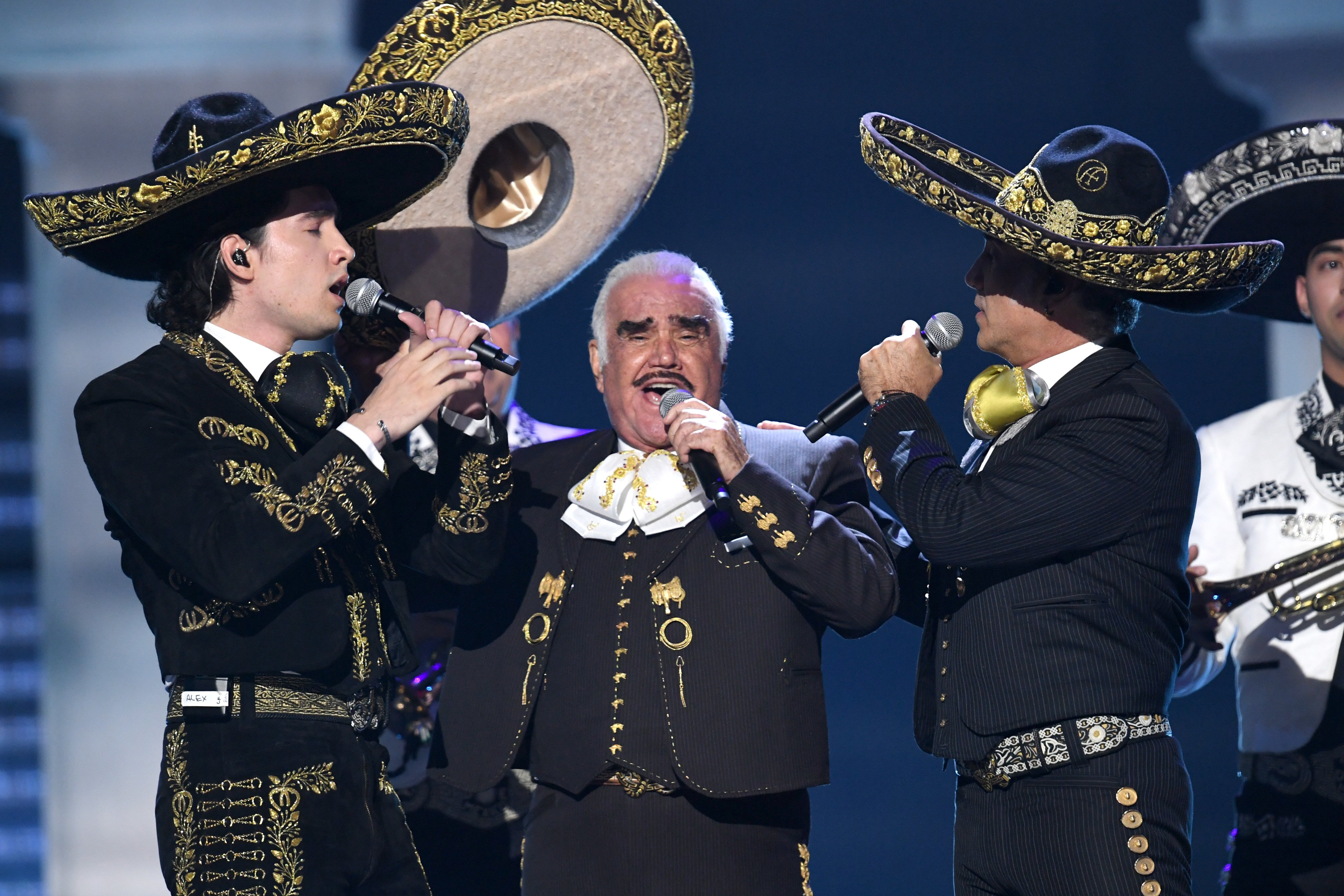 Alex Fernández, Vicente Fernandez, and Alejandro Fernández performing together at the 20th annual Latin Grammy Awards in Las Vegas on November 14, 2019 | Source: Getty Images