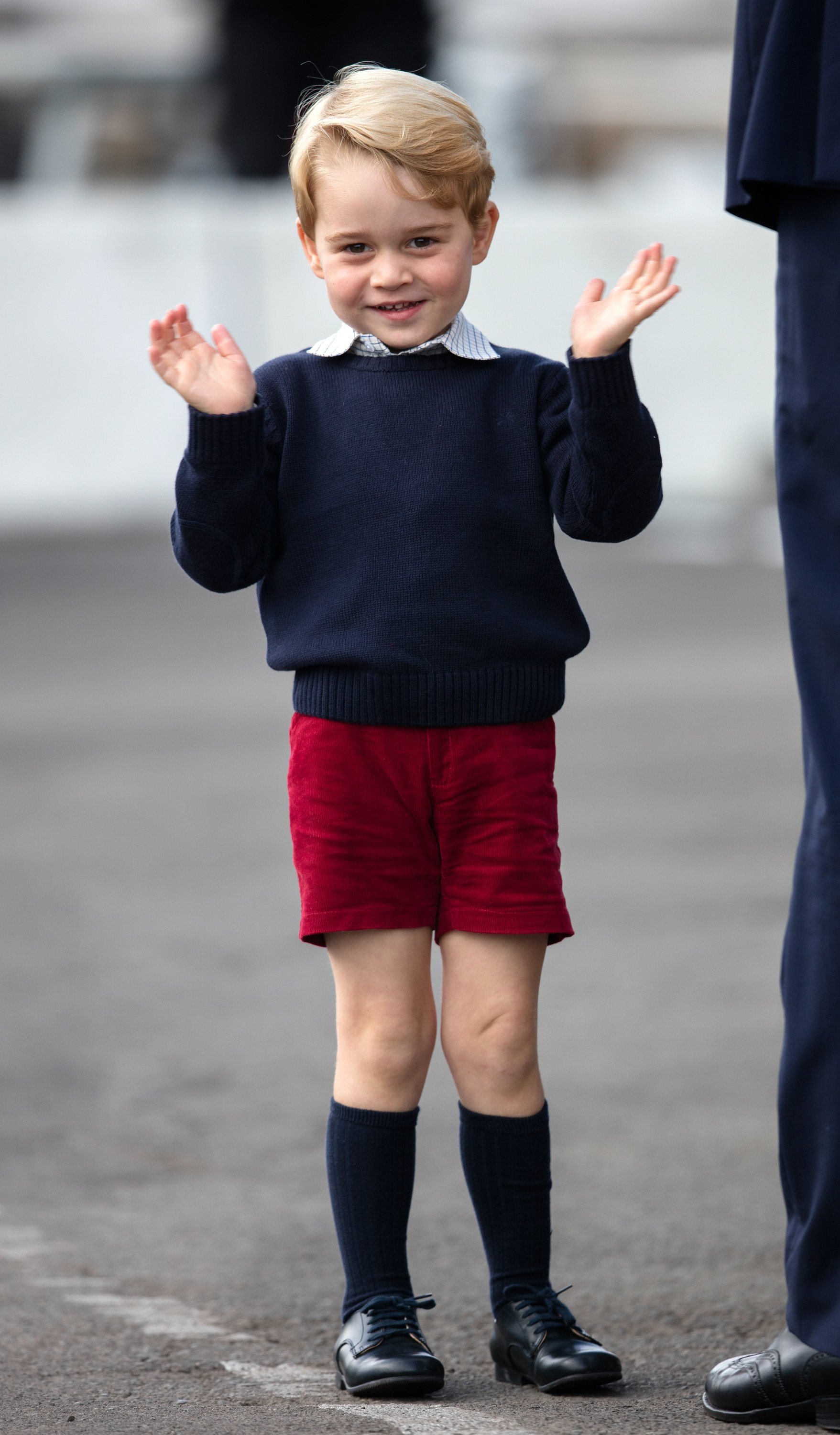 Prince George of Cambridge departing Victoria, Canada on October 1, 2016. | Source: Getty Images