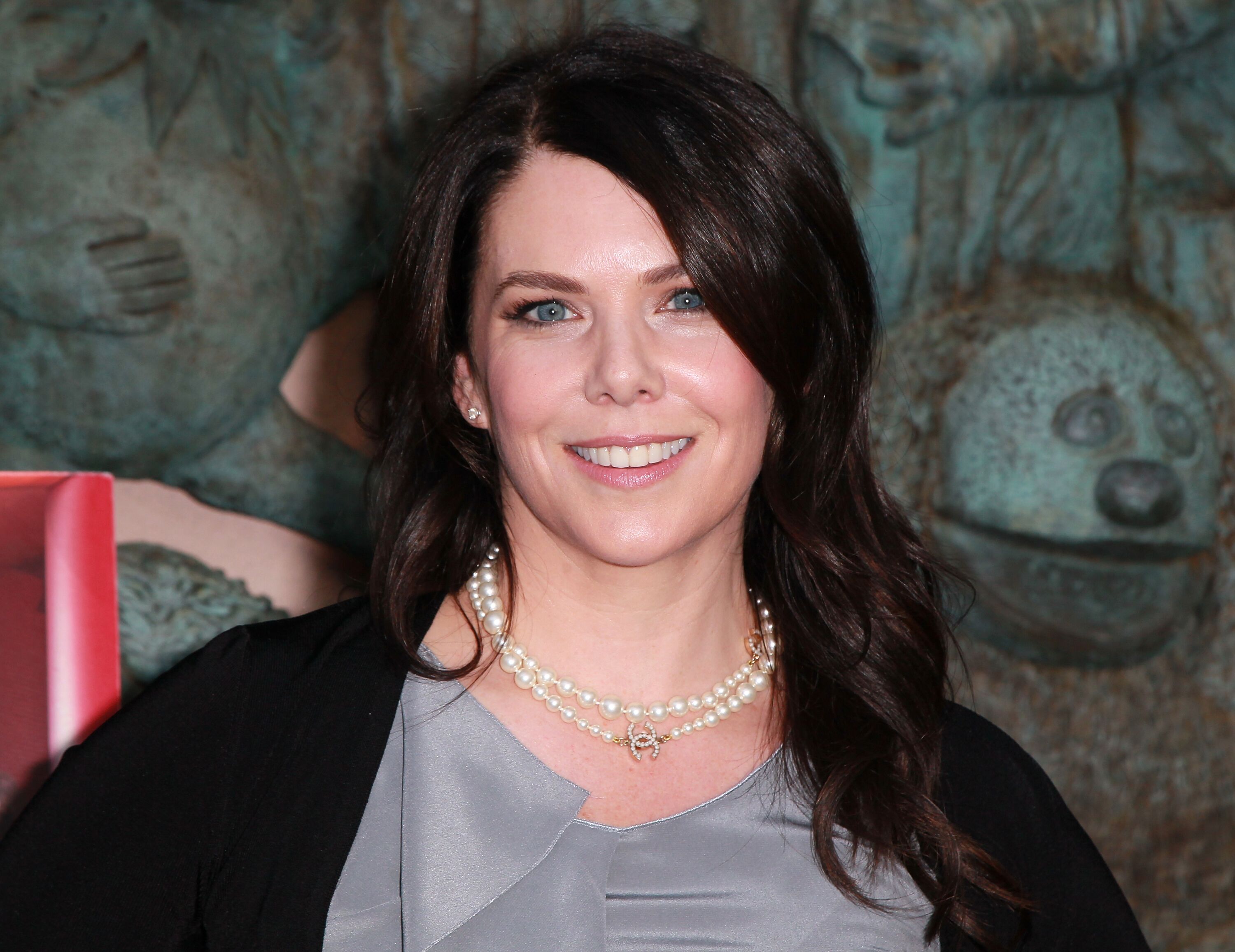 Lauren Graham attends the Emmy screening for NBC's "Parenthood." | Source: Getty Images