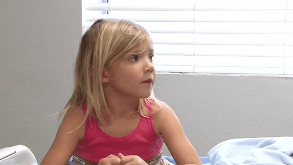 Allison Anderwald. | Source : youtube.com/KXANLe petit héros