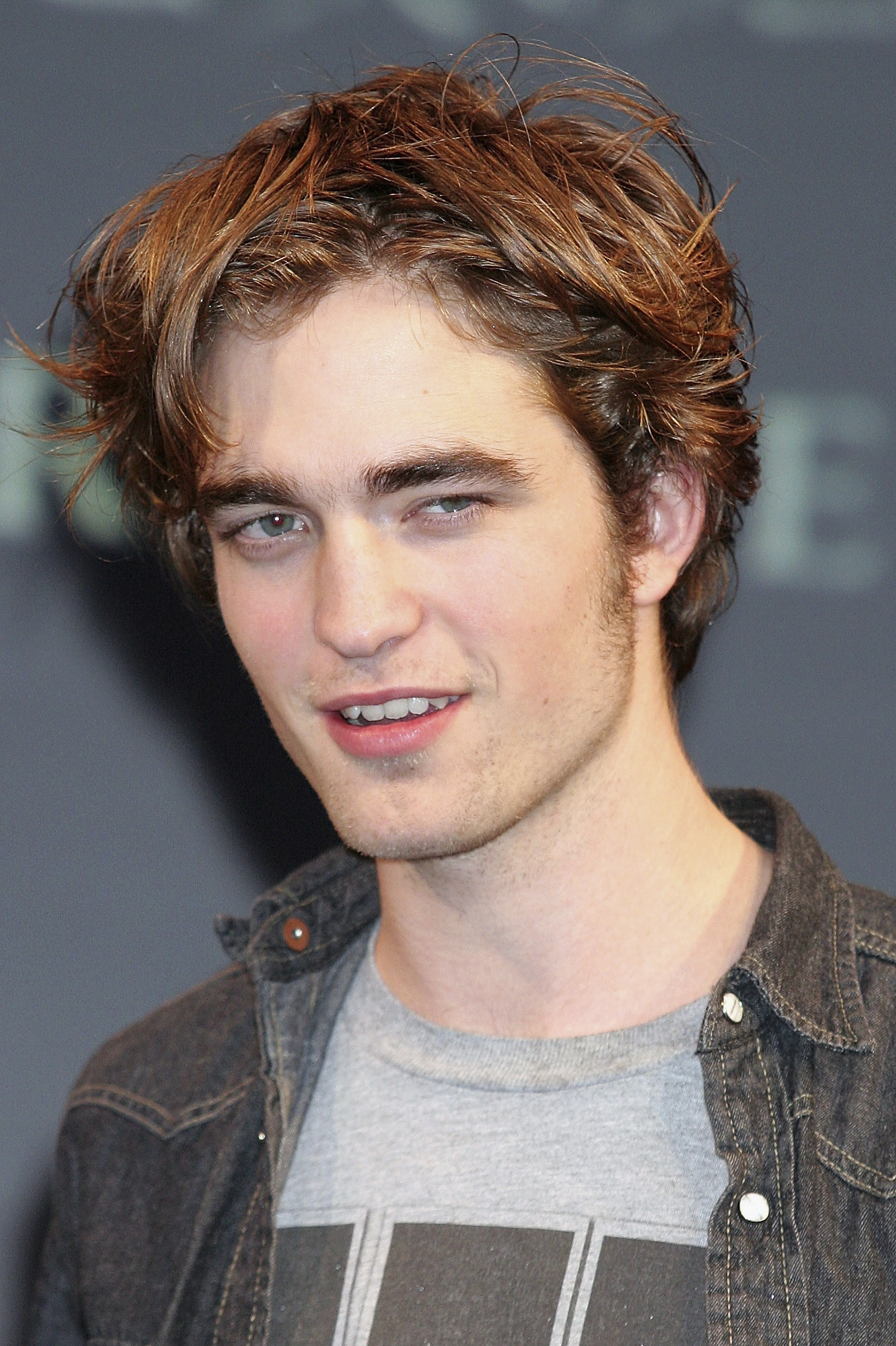 Robert Pattinson at a press conference promoting "Harry Potter and The Goblet Of Fire" on November 18, 2005, in Tokyo, Japan | Source: Getty Images