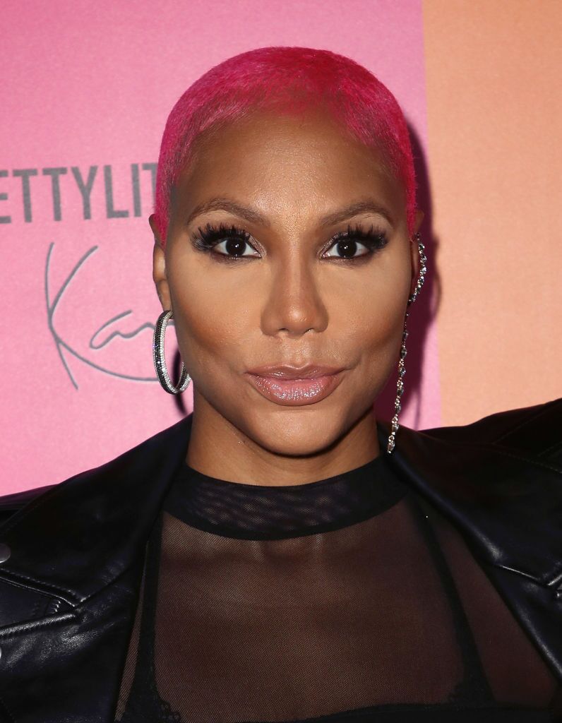 La cantante de R&B y estrella de reality Tamar Braxton en un evento PrettyLittleThing. | Foto: Getty Images