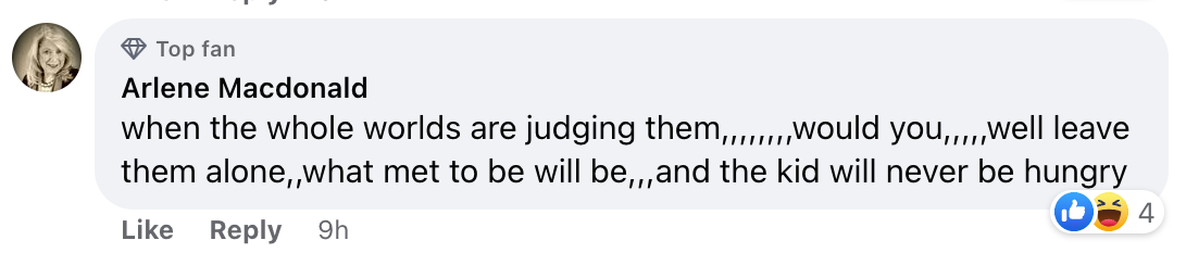 The comment from a Facebook user in support of the couples decision to live the life they want to live without being judged posted on May 21, 2023 | Source: Facebook.com/@DailyMail