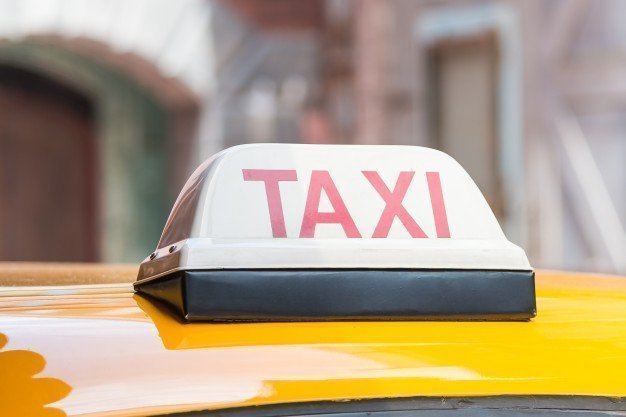 The top of a taxi car. | Source: Freepik