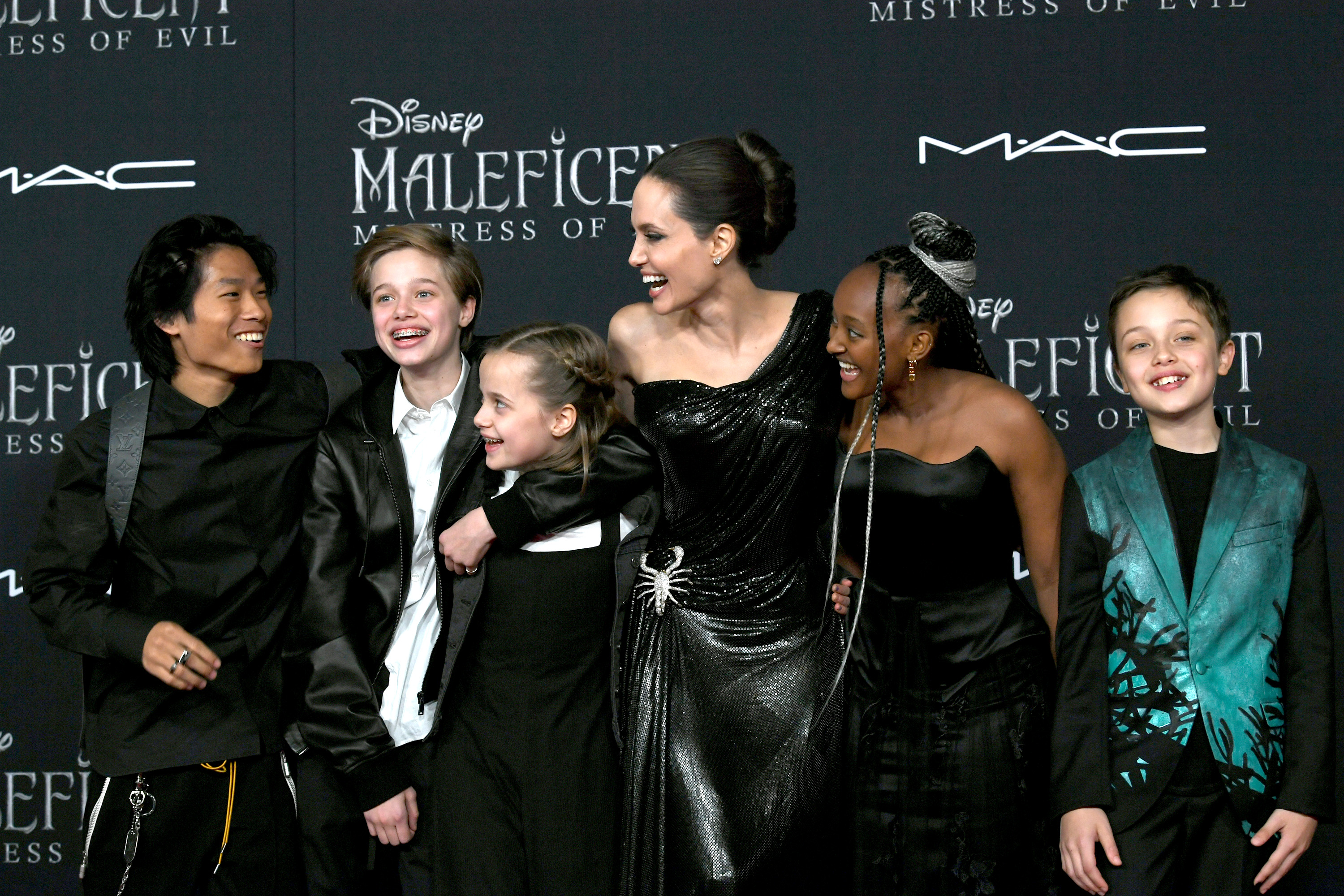 Pax, Shiloh, Vivienne, Angelina Jolie, Zahara, and Knox arrive at the premiere of Disney's "Maleficent: Mistress Of Evil" at the El Capitan Theatre on September 30, 2019 in California | Source: Getty Images