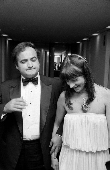 Late actor John Belushi who led a very controversial life of drug abuse was spotted out with his wife before his demise | Photo: Getty Images